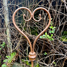 Load image into Gallery viewer, Metal Heart Garden Stake – Rustic Decorative Ornament (110 cm x 15 cm)