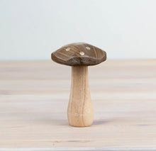 Load image into Gallery viewer, Handcrafted Wooden Mushrooms – Rustic Nature-Inspired Ornaments