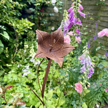 Load image into Gallery viewer, Tall Rusty Metal Lily Garden Ornament (120 cm)
